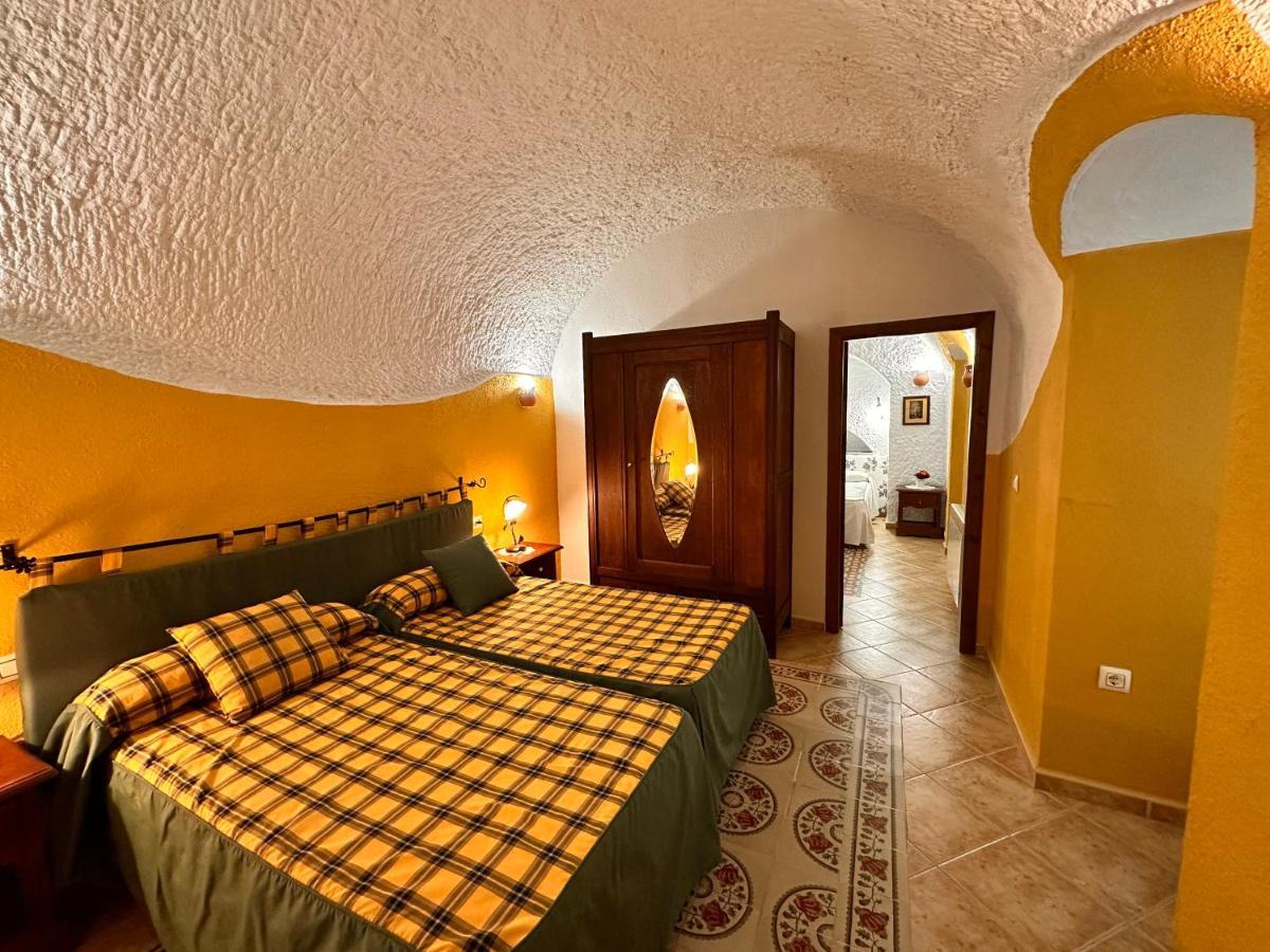 Апартаменти Cuevas La Granja Benalua de Guadix Екстер'єр фото