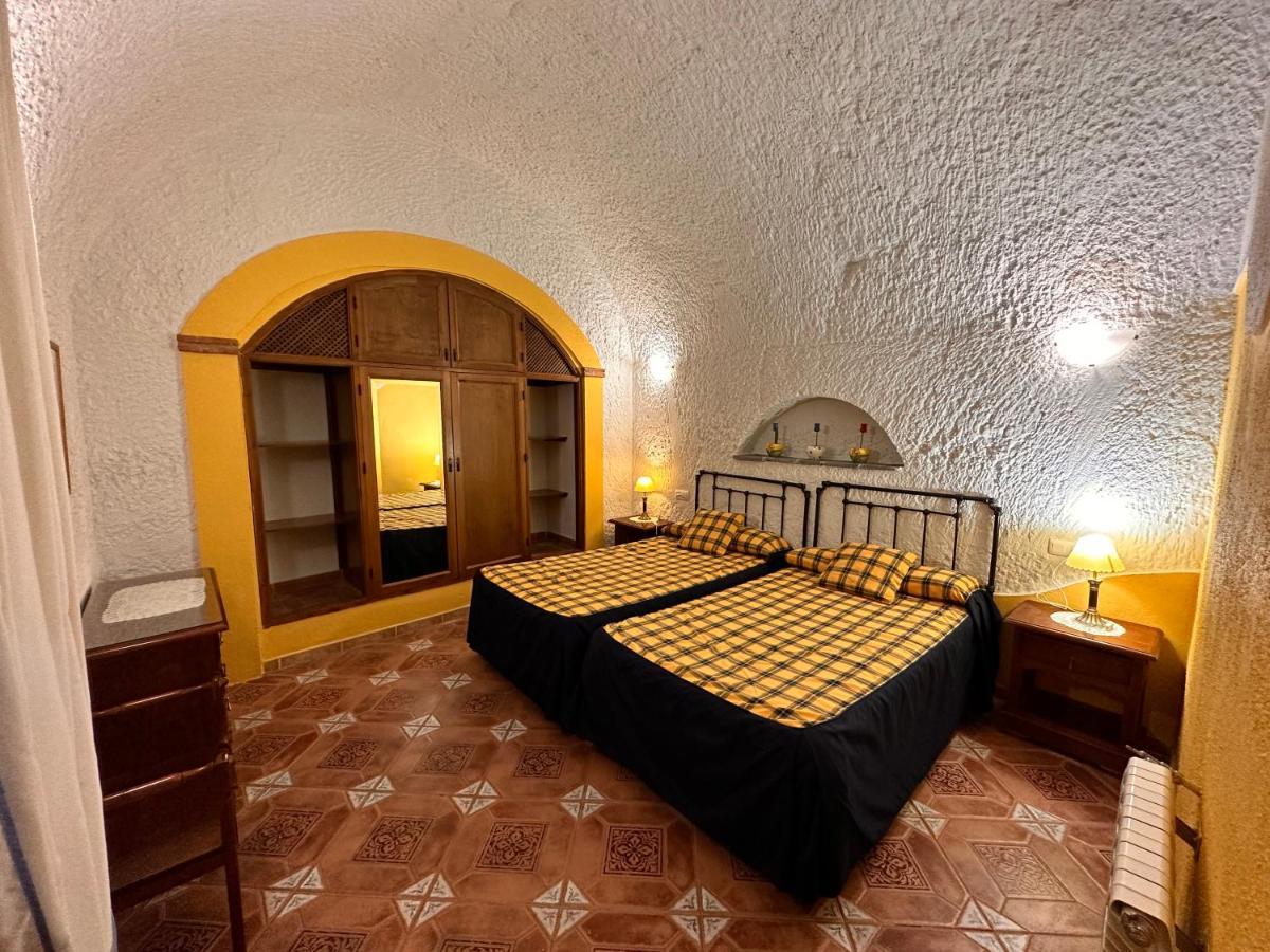 Апартаменти Cuevas La Granja Benalua de Guadix Екстер'єр фото