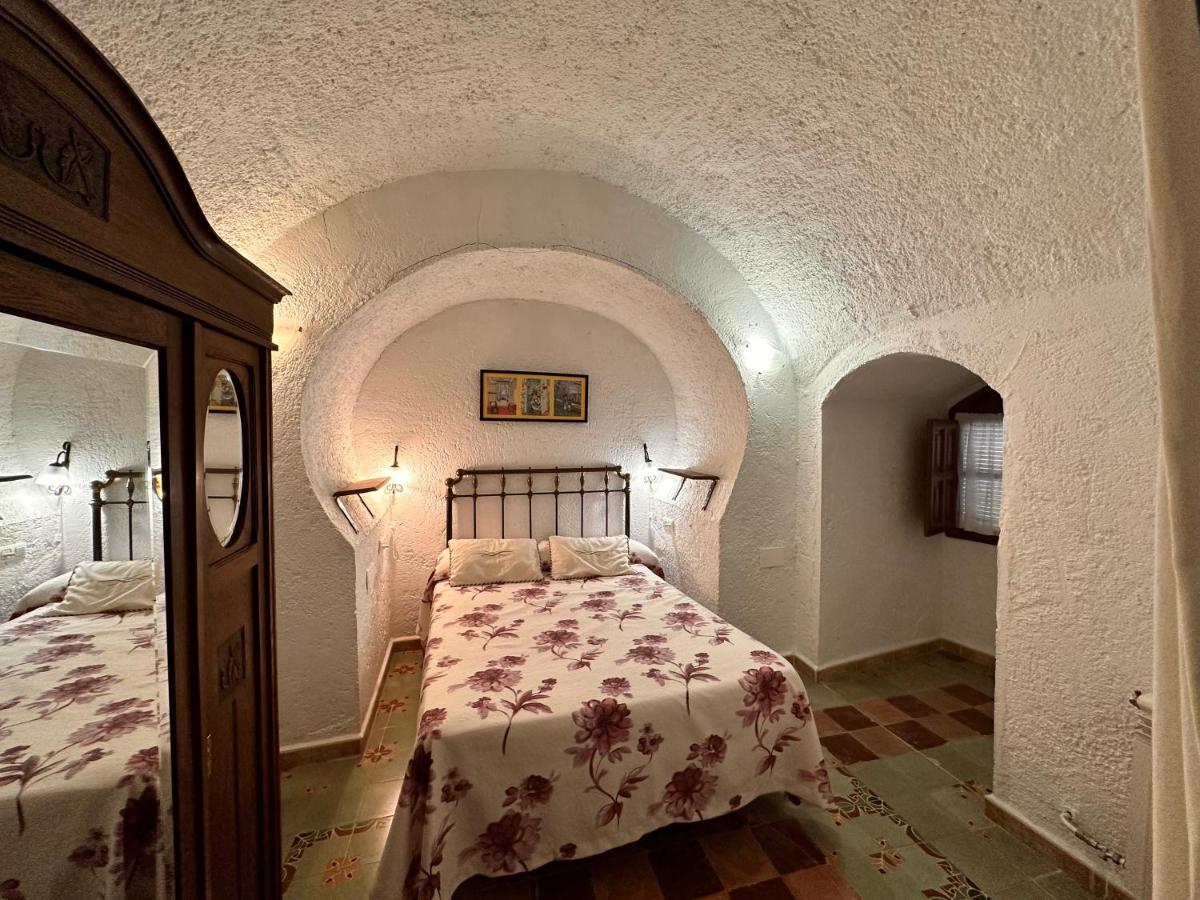 Апартаменти Cuevas La Granja Benalua de Guadix Екстер'єр фото